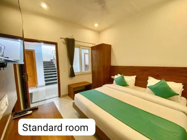 Triple One Hotel Tapovan Rishikesh,Near Laxman Jhula Luaran gambar